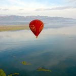Balloon Over Inle (2)